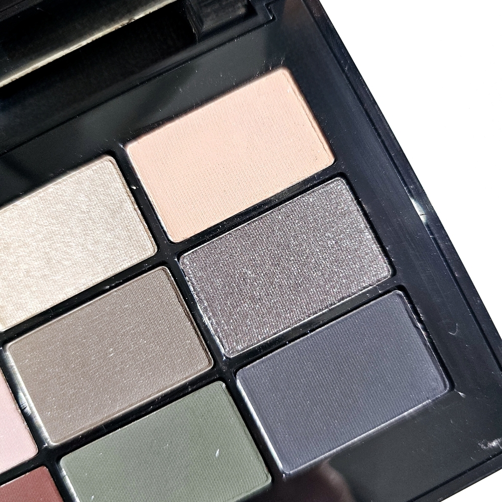 Bobbi Brown BBU Eye Palette LE - Picture 5 of 8